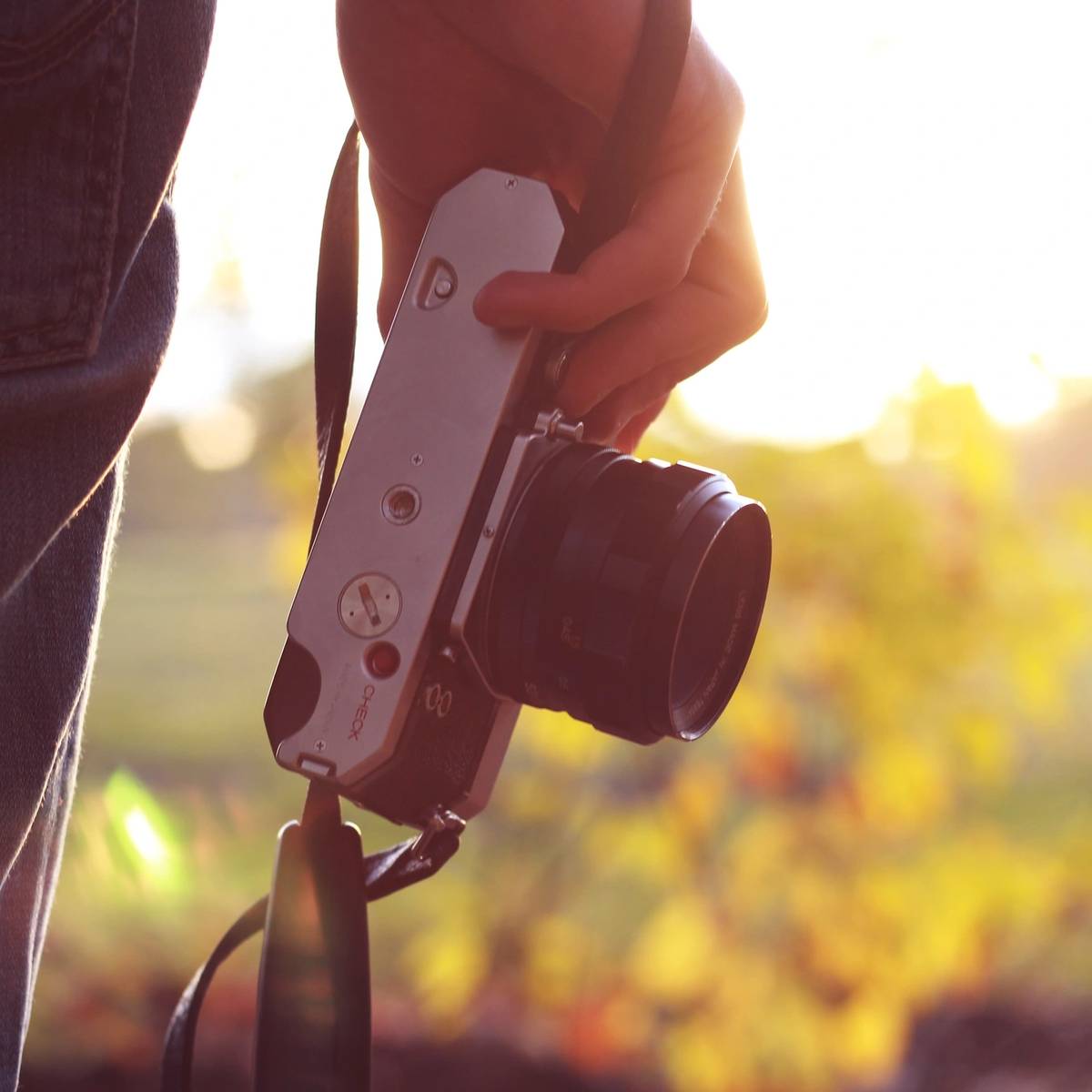 FRESH AF Handcrafted Leather Camera Strap